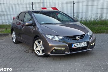 Salon Polska 1 właściciel MAX Opcja wyposażenia
