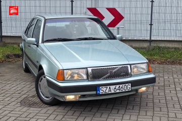 Volvo Seria 400