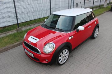 Niski przebieg                     MINI Cooper S