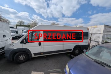 15-osób Niski przebieg Idealny mały autobus